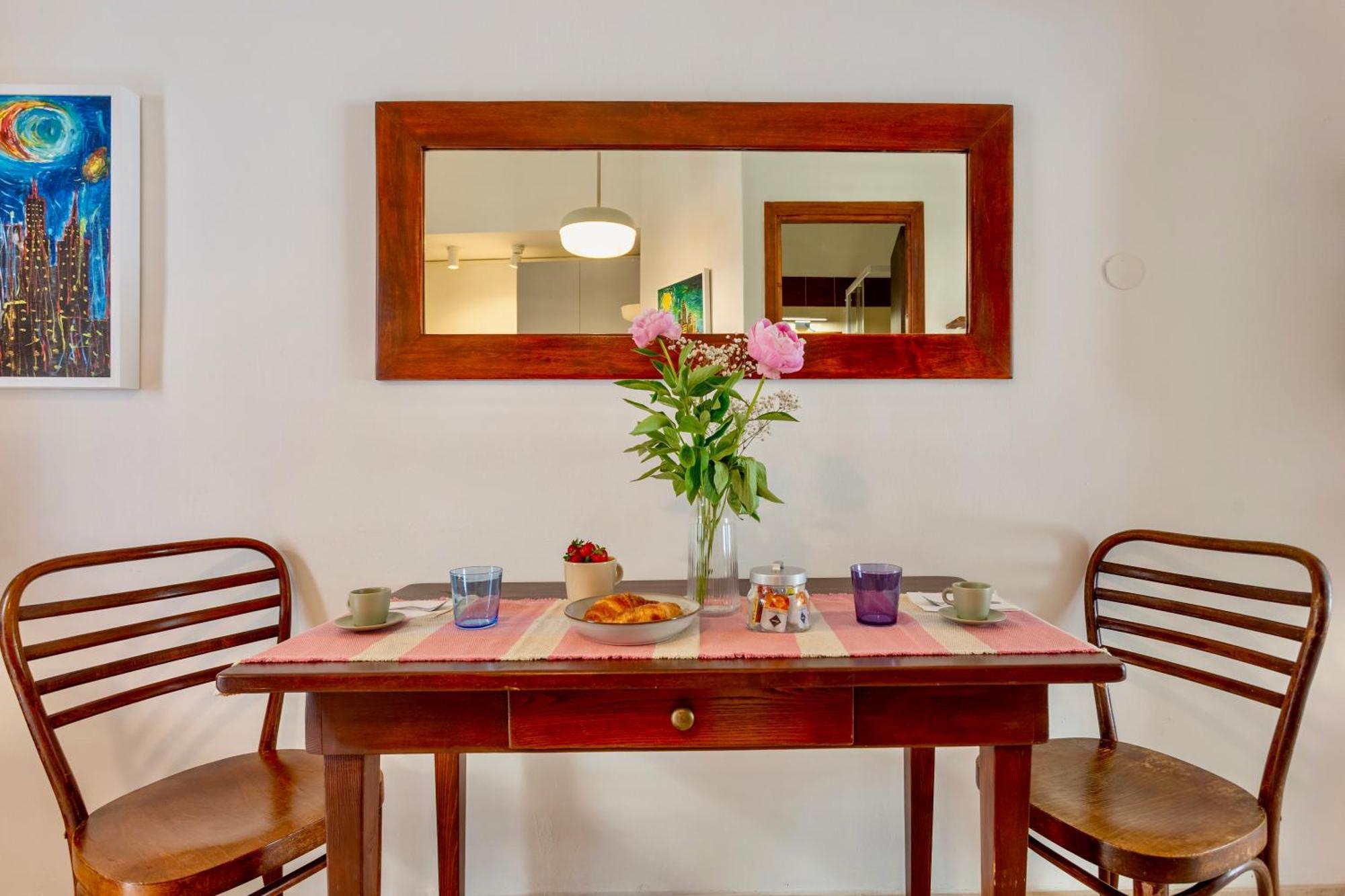 San Lorenzo Flat